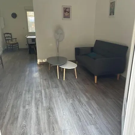 Pour 2 A 4 Personnes A 5 Min A Pied Des Plages De Apartamento