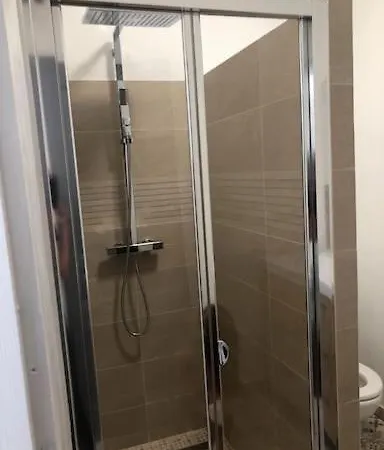 Pour 2 A 4 Personnes A 5 Min A Pied Des Plages De Apartment Frejus