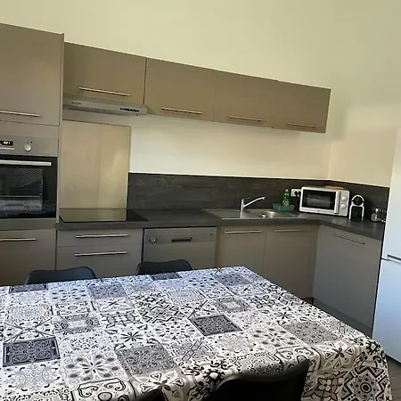 Apartment Pour 2 A 4 Personnes A 5 Min A Pied Des Plages De